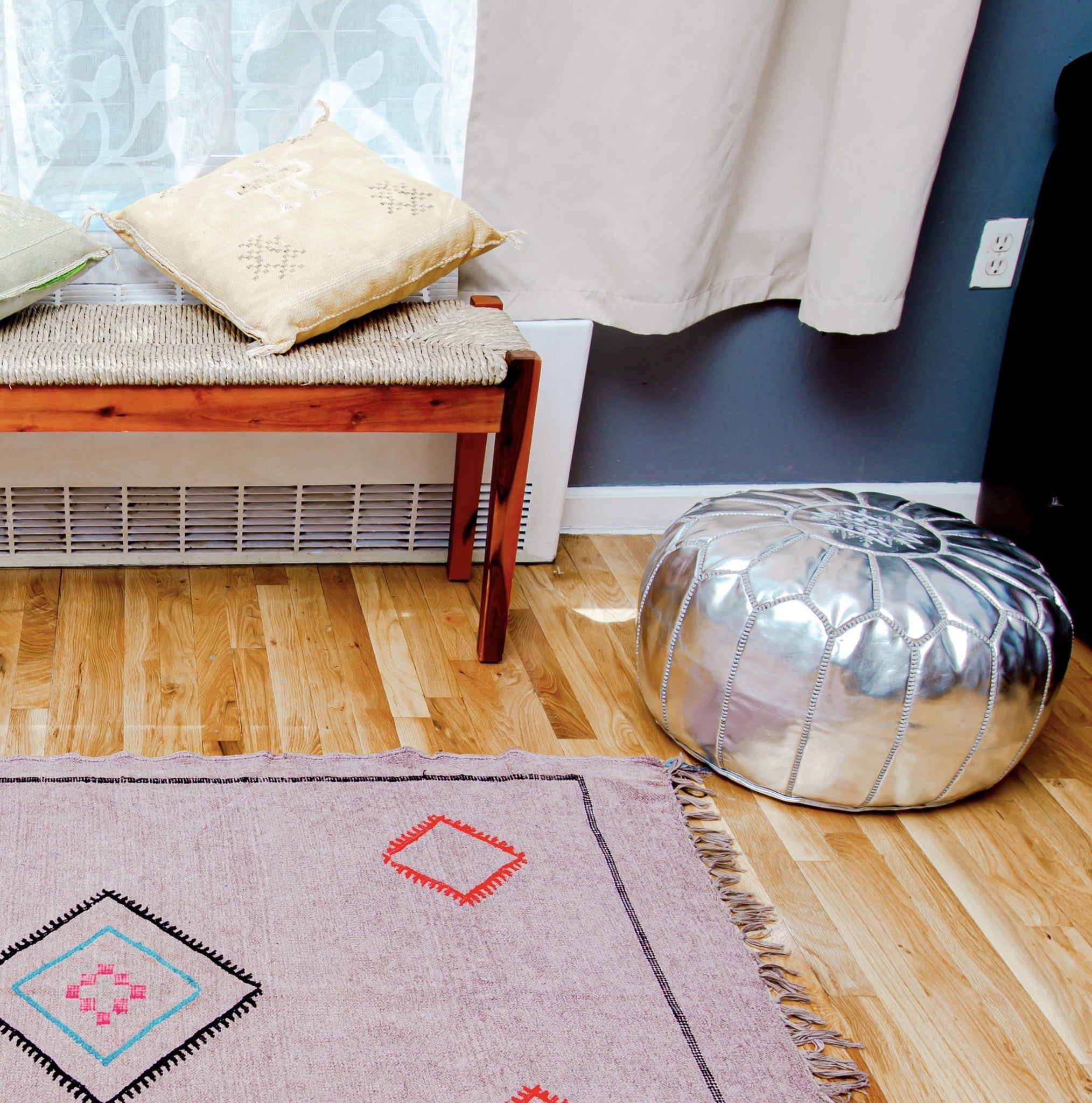Vegan Leather Pouf - Silver